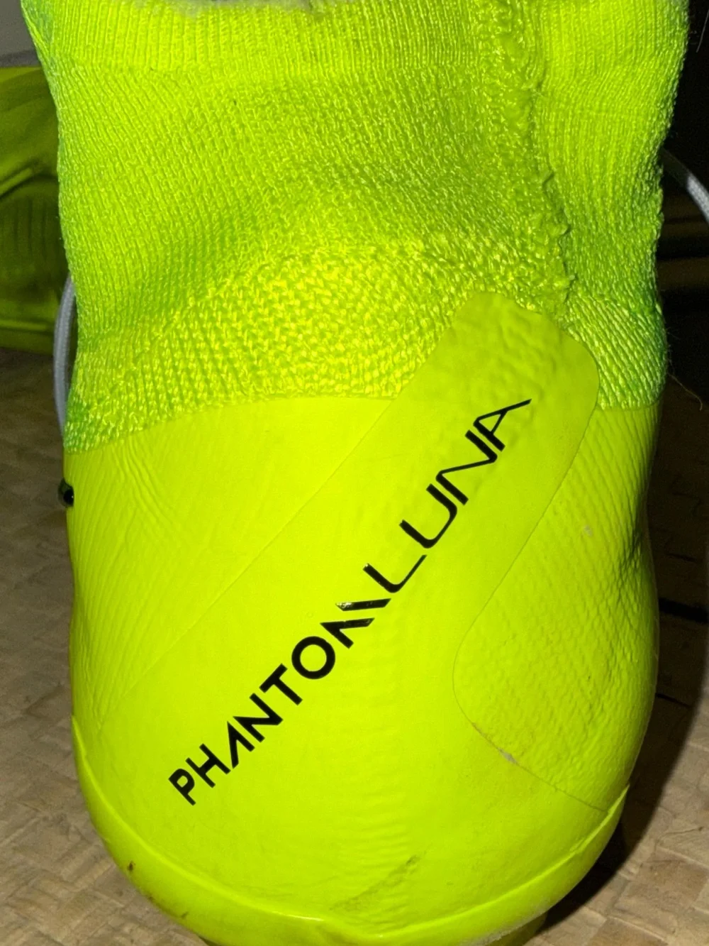 Nike PRO Phantom Luna 2 Pro FG Mad Voltage Soccer Cleats Men’s 8 FJ2575-003